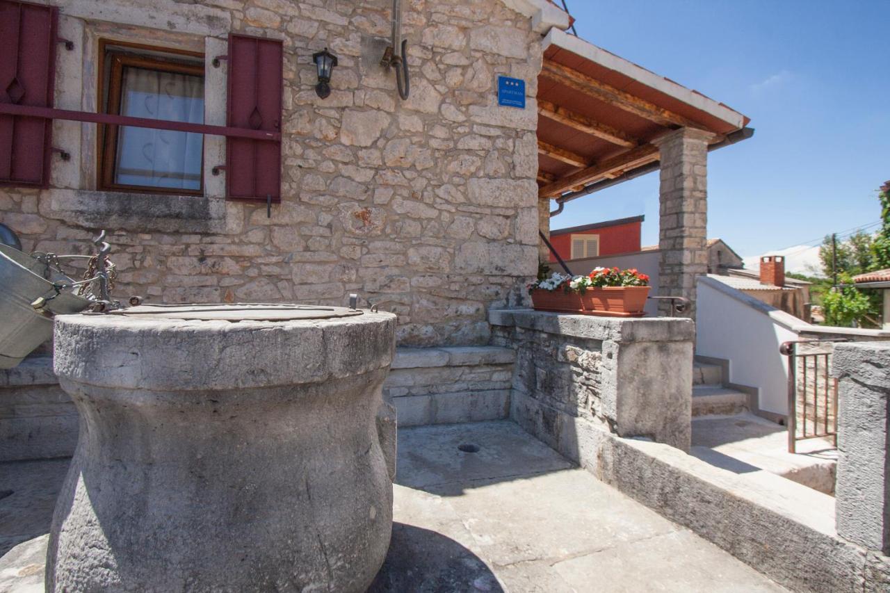 Apartman Lucija Apartment Vizinada Exterior photo